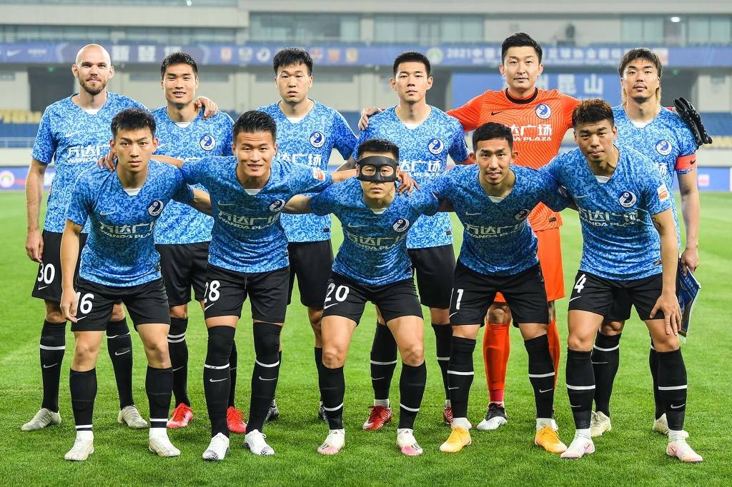 马竞vs奥维耶多首发：格列兹曼搭档瑟洛特，阿尔瓦雷斯替补
