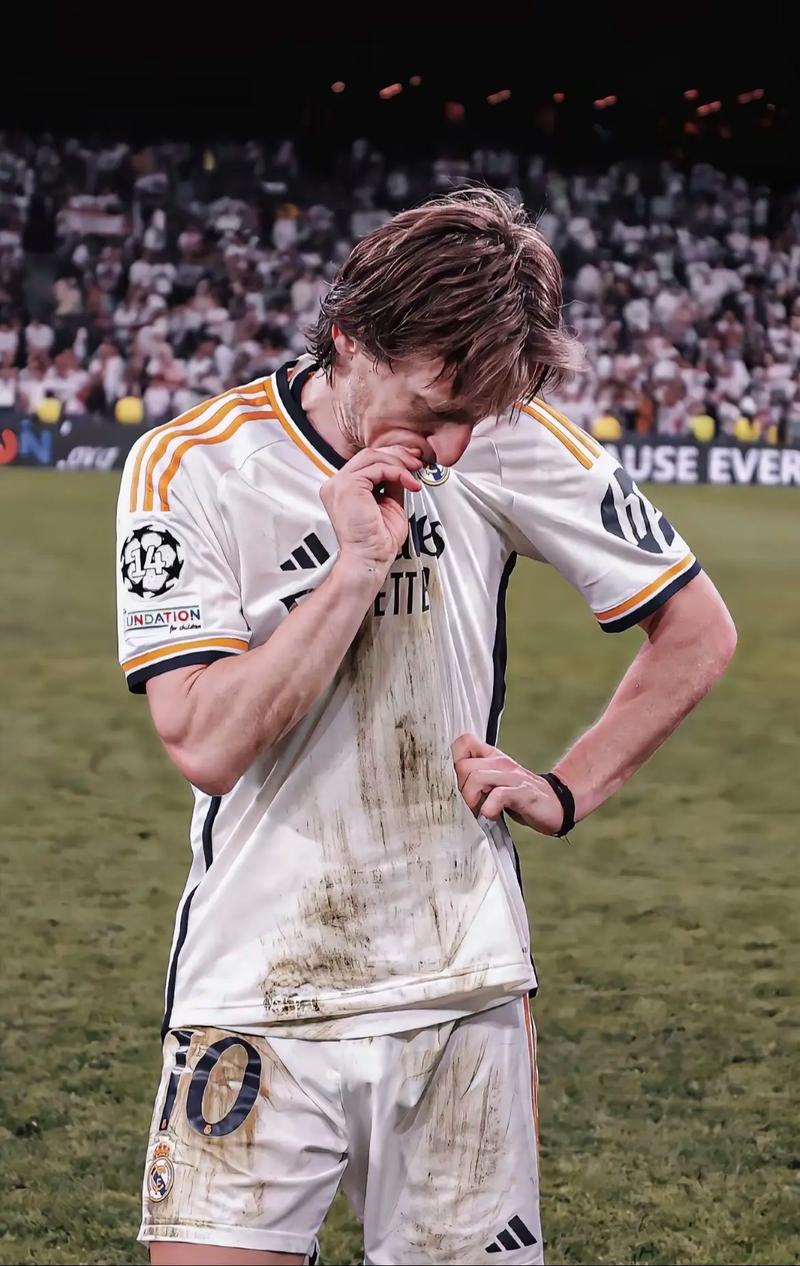 LNG官方：打野选手xiaofang与俱乐部友好协商后正式离队